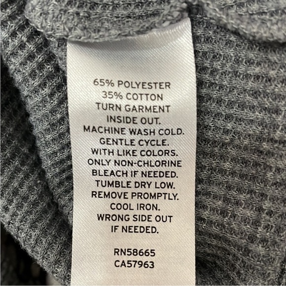 BP Gray Fitted Long Sleeve Thermal Tee - Picture 5 of 5